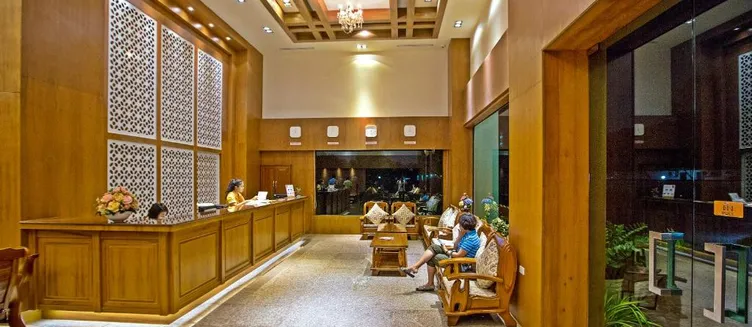 Фото отеля Airport Resort & Spa