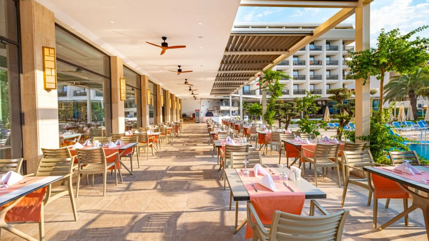 Ozkaymak Kemer Marina Hotel фото 14