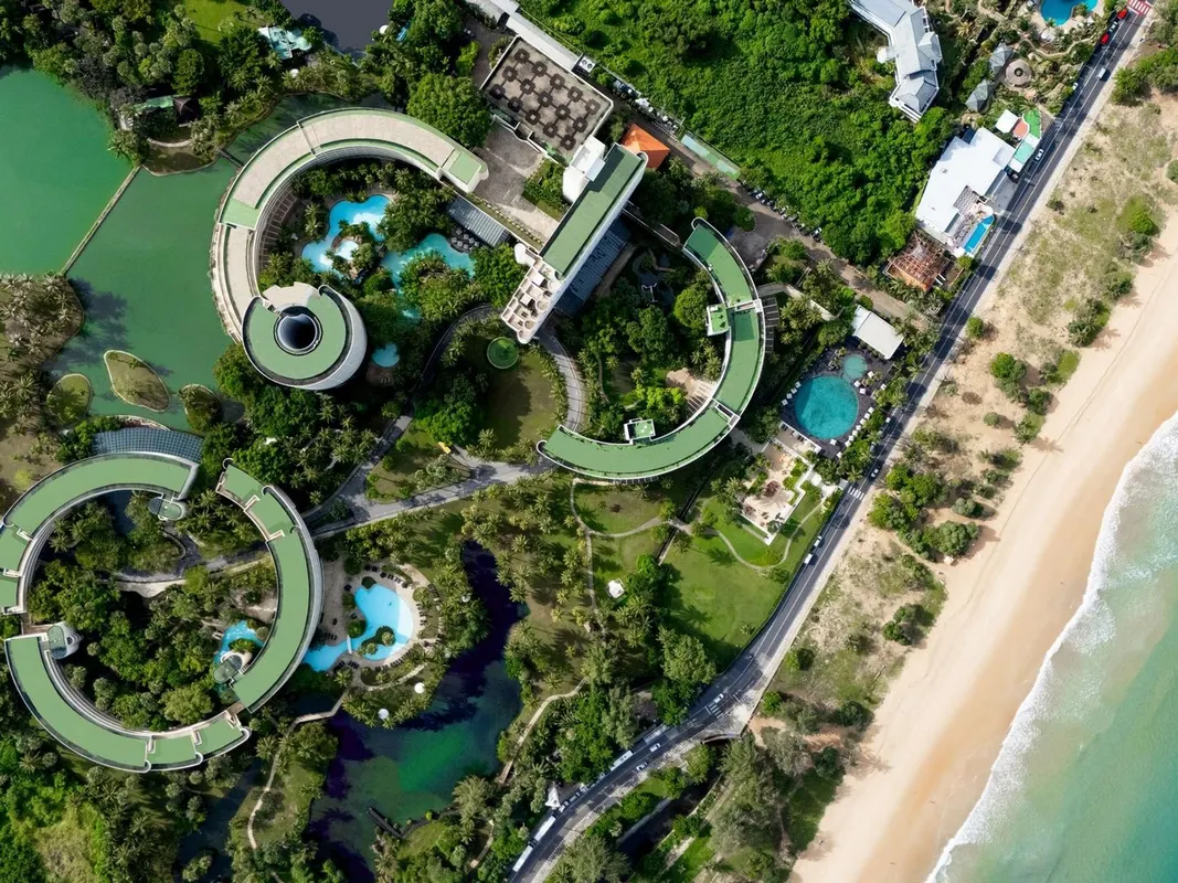 Pullman Phuket Karon Beach Resort фото 2