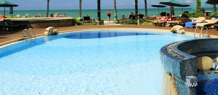 Фото отеля Khaolak Bay Front Resort