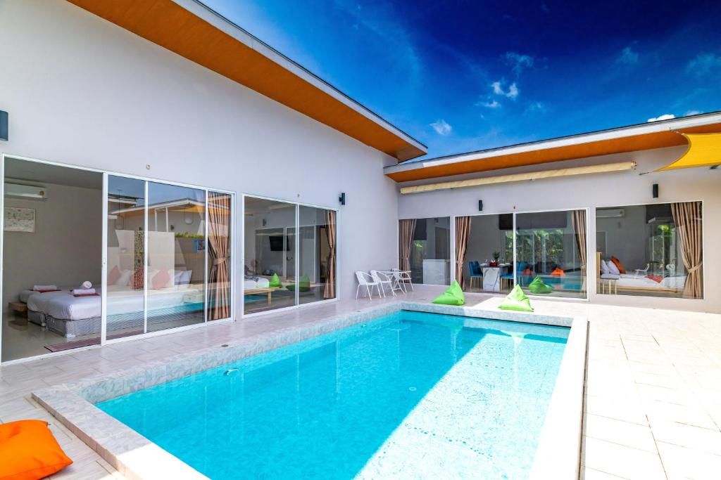 Andaman Sea Best Pool Access and Villas фото 5