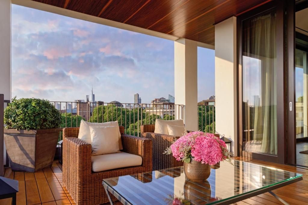 Bulgari Hotels & Resorts Milano фото 81