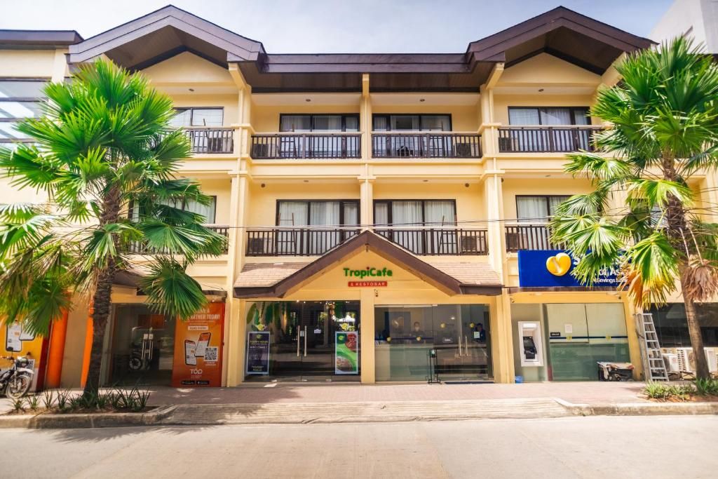 Boracay Tropics Resort Hotel фото 93