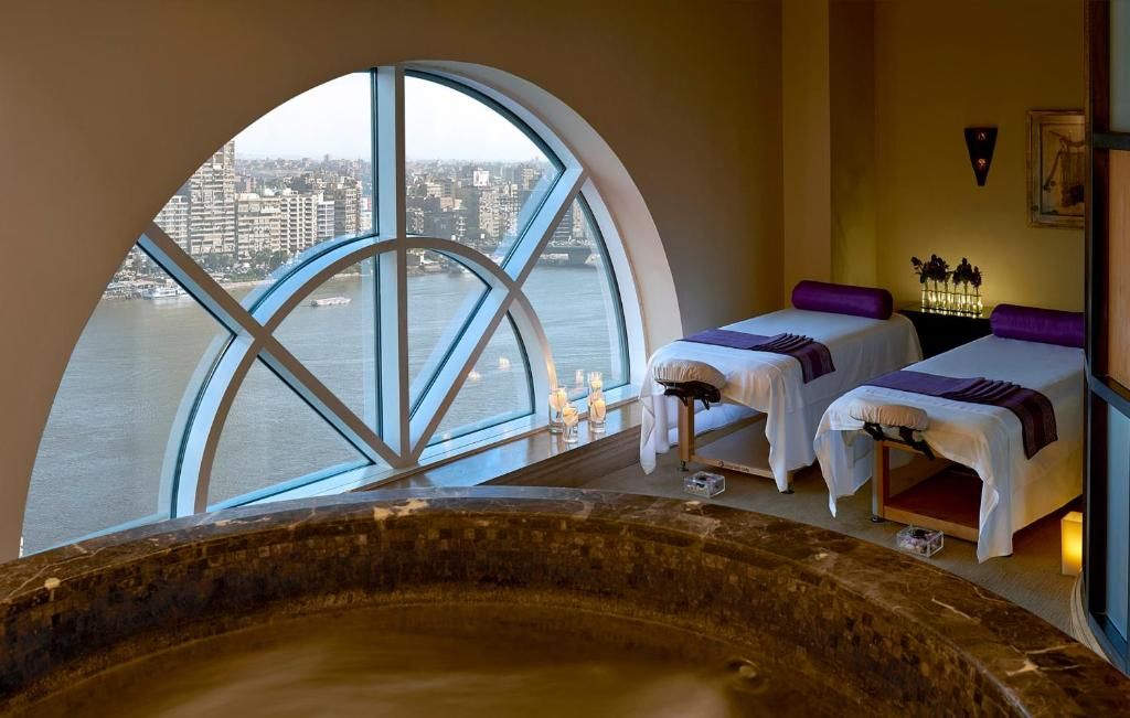Four Seasons Hotel Cairo at The First Residence фото 31