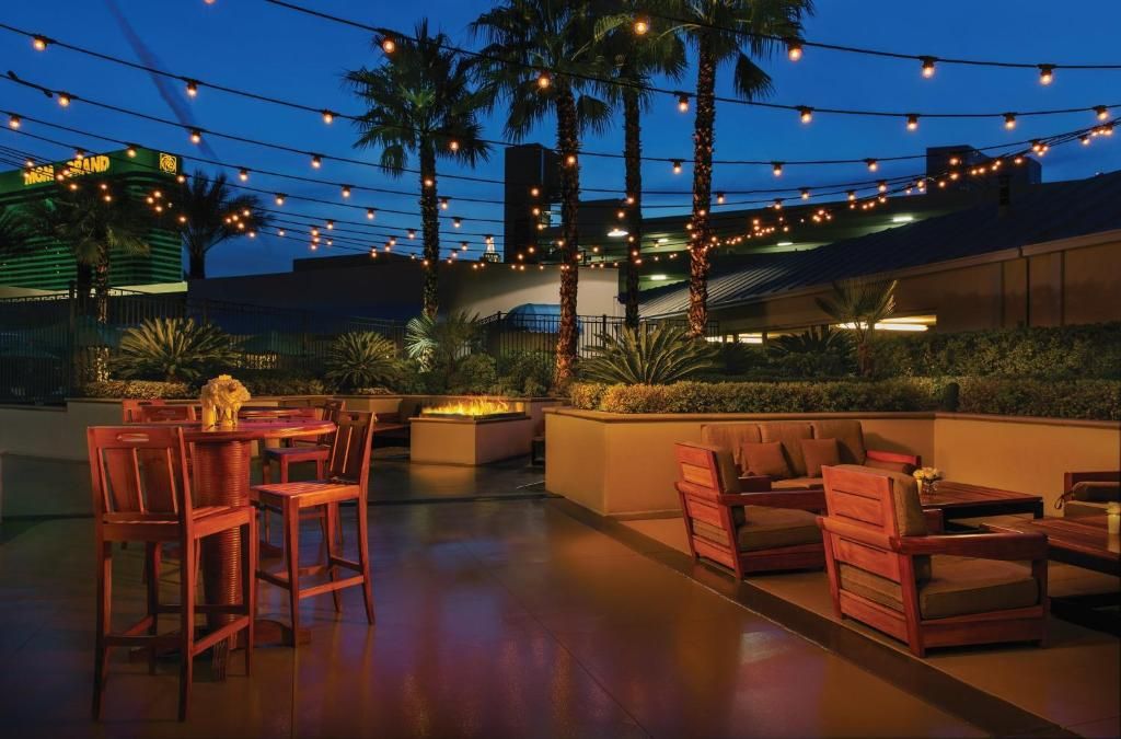 The Signature at MGM Grand - All Suites фото 26