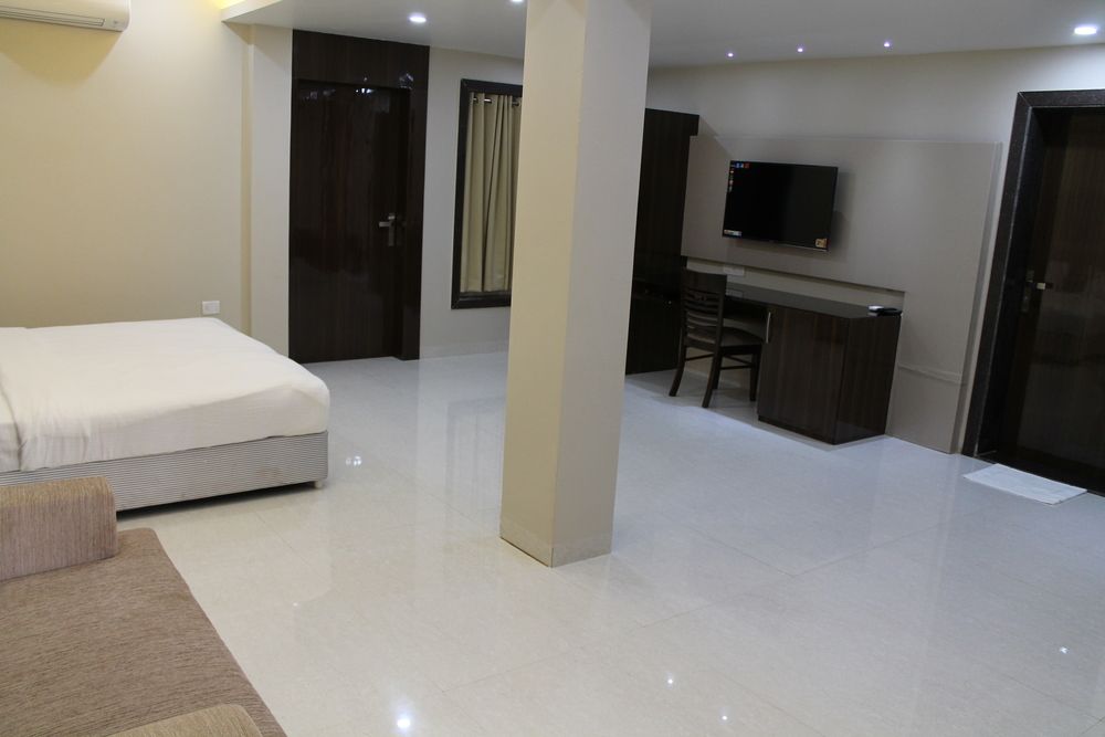 Hotel Goa Continental фото 18