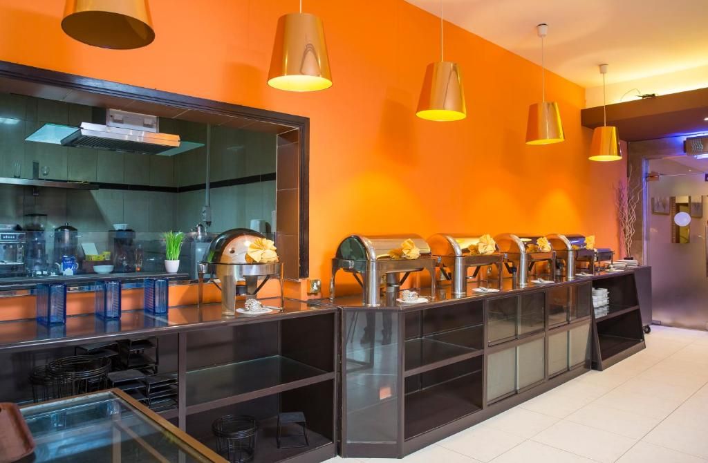 City Seasons Suites фото 28