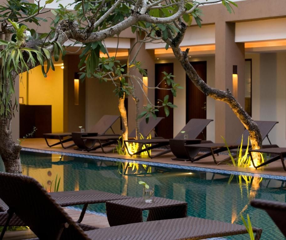 Hotel Santika Kuta фото 39