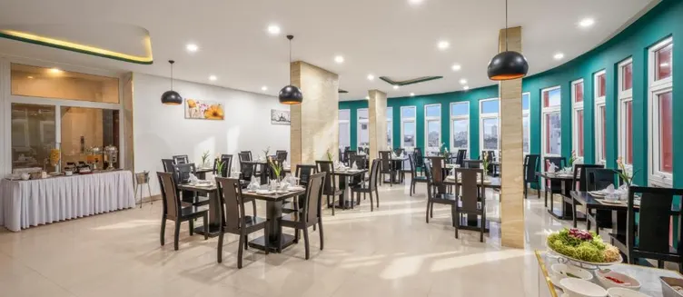 Фото отеля ELC Luxury Hotel