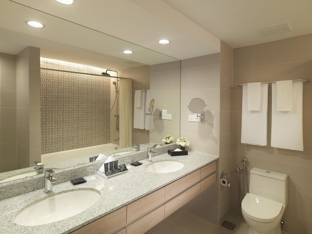 Ambassador Row Hotel Suites by Lanson Place фото 12