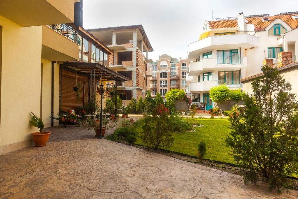 Ravda Bay Guest House фото 5