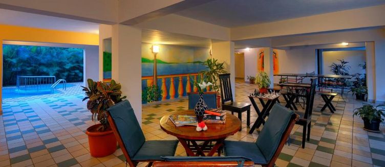 Фото отеля TreeHouse Blue Hotel & Serviced Apartments