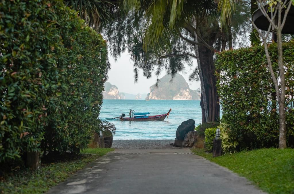 Tup Kaek Sunset Beach Resort & Spa фото 44
