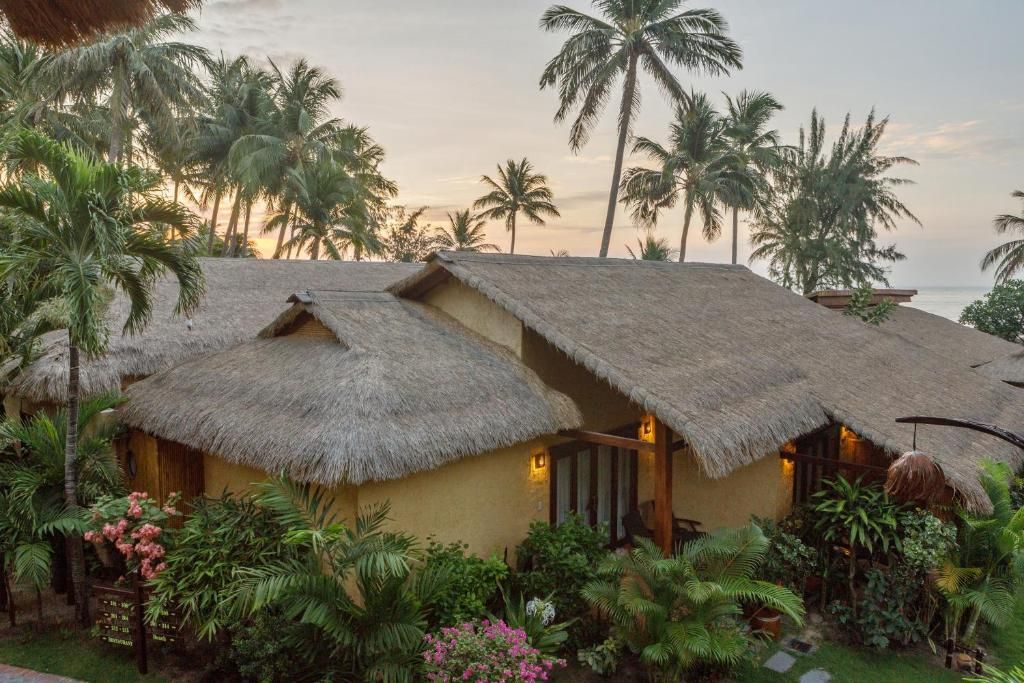 Bamboo Village Beach Resort & Spa фото 142