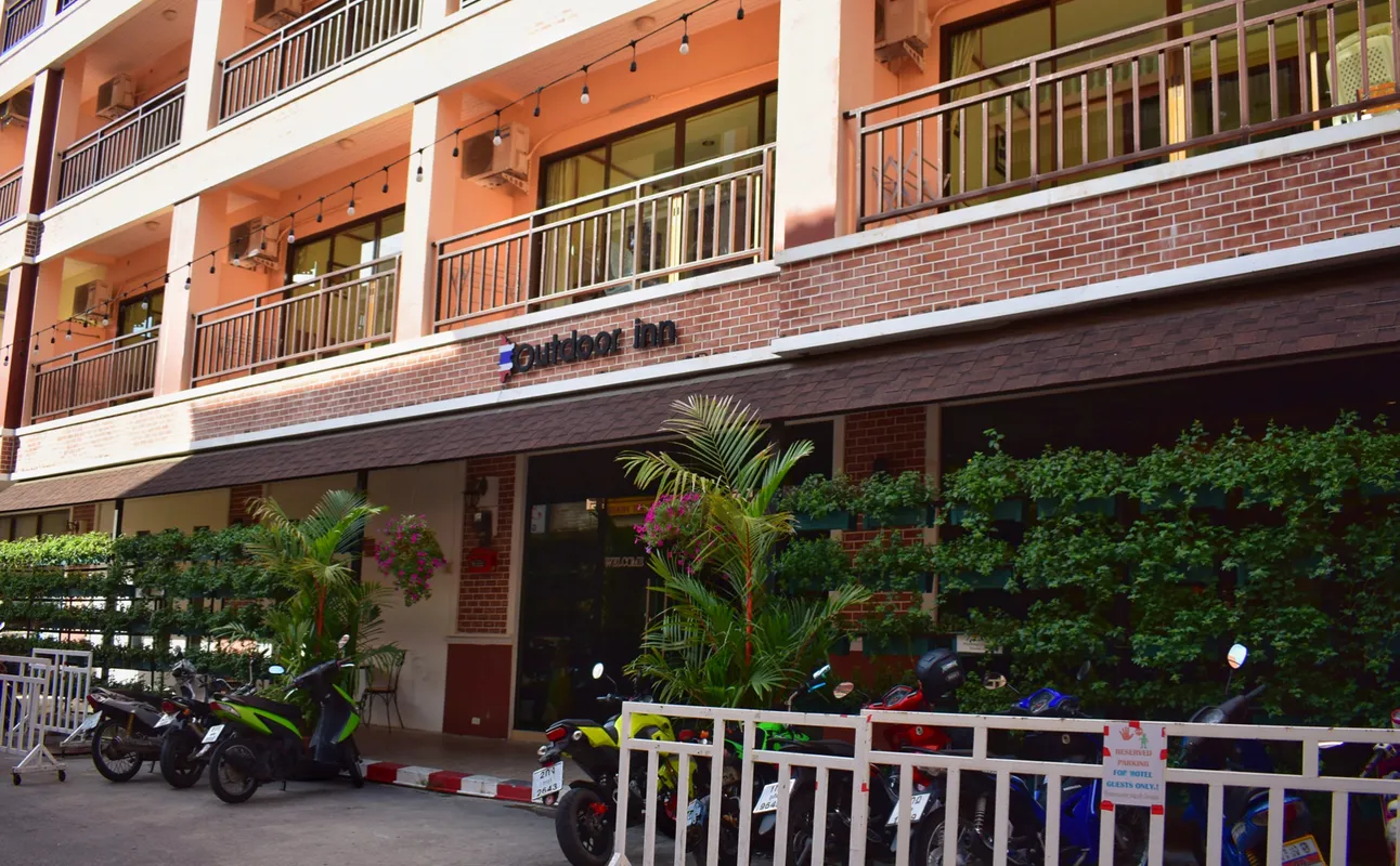 Outdoor Inn Kata Hotel фото 1