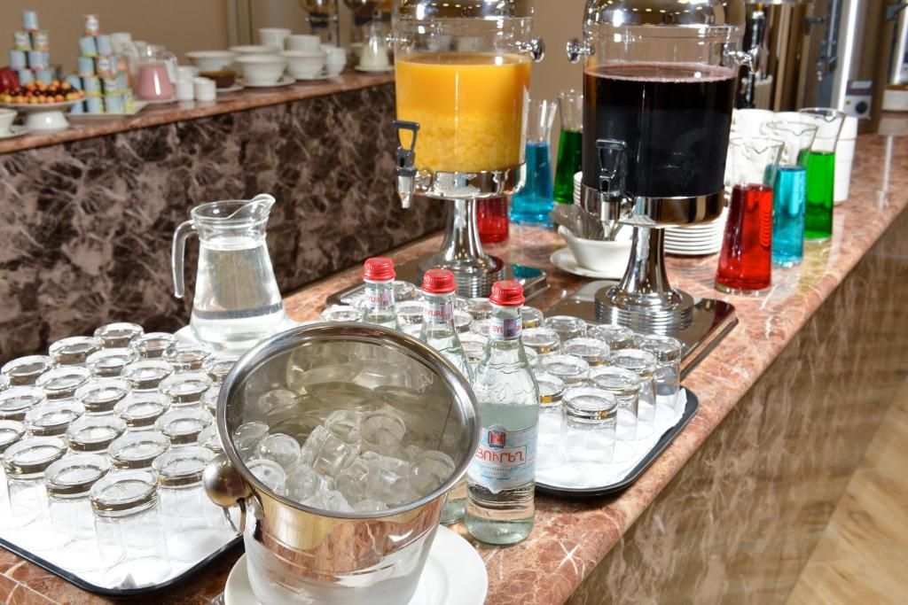 Ani Grand Hotel Yerevan фото 12