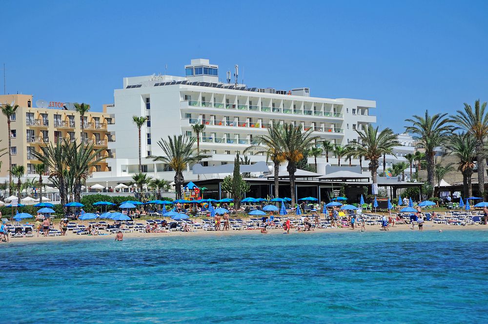 Nelia Beach Hotel фото 2