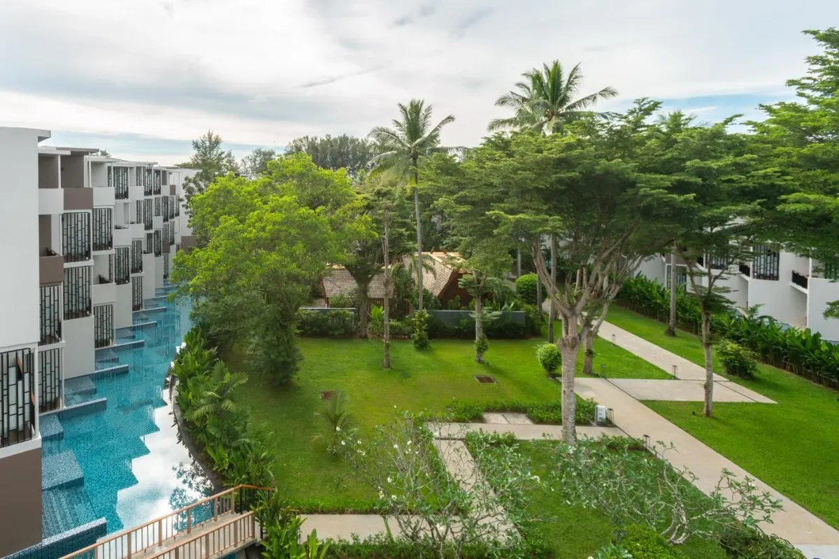 Le Meridien Phuket Mai Khao Beach Resort фото 10