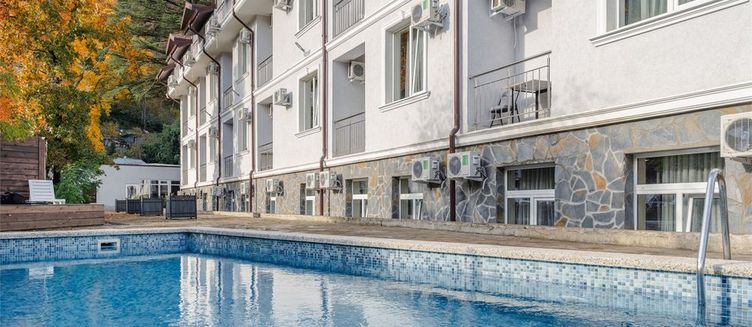 Фото отеля Butler на Чекменева