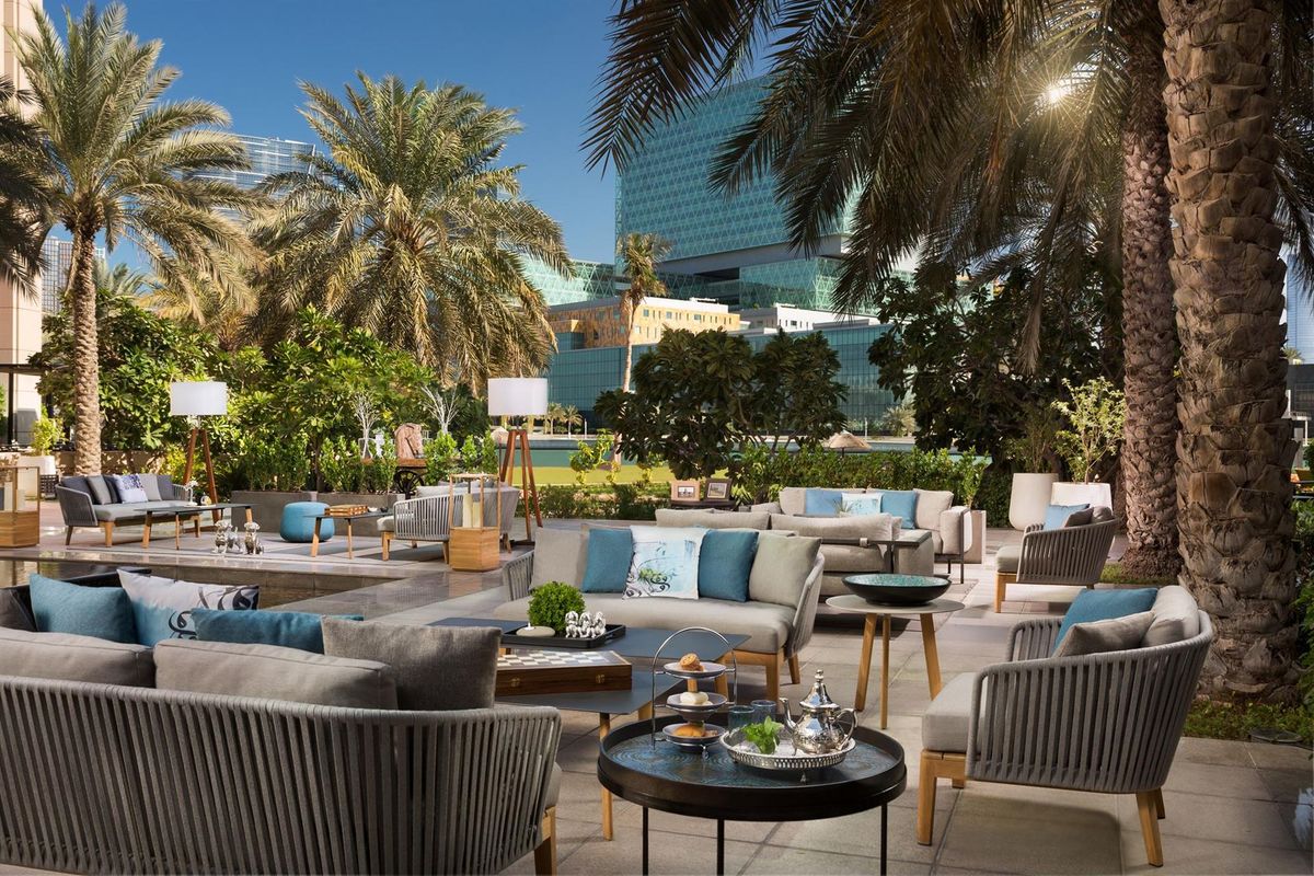 Beach Rotana Hotel фото 11