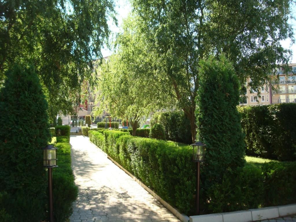 Saint Elena Apartcomplex фото 8