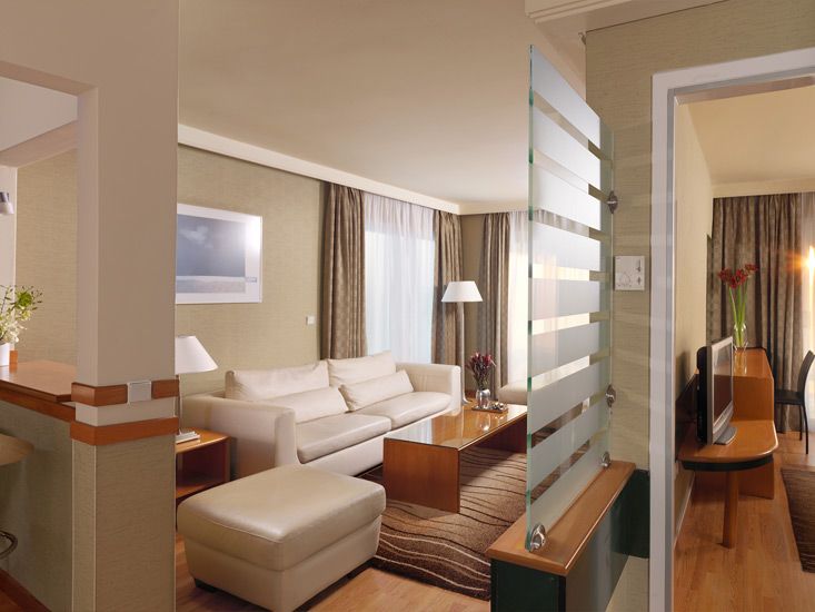 Blazer Suites Hotel фото 7