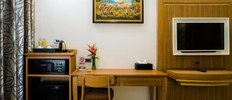 Фото отеля Aiyara Palace Hotel