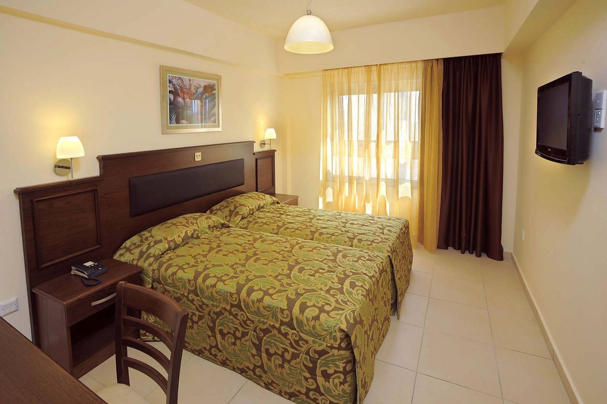 Euronapa Hotel фото 2