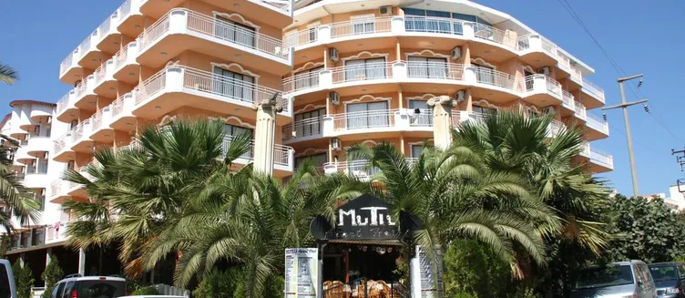 Фото отеля Mutlu Apart Hotel