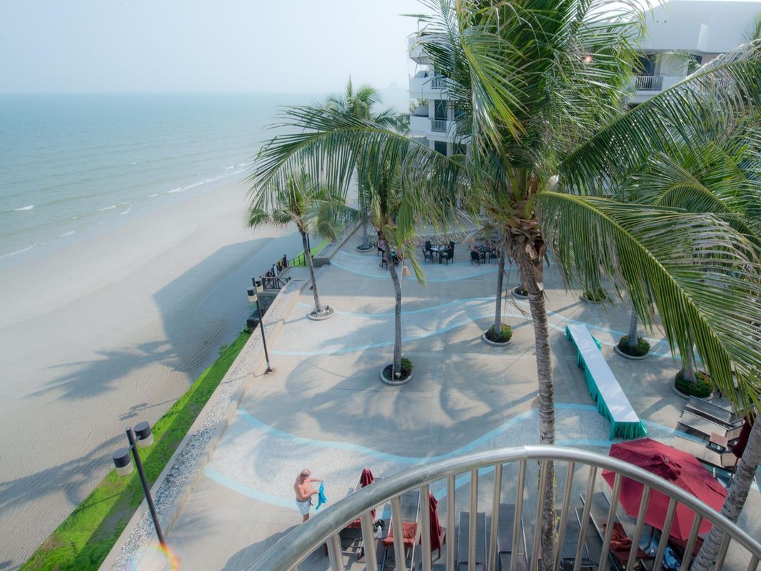 The Imperial Hua Hin Beach Resort фото 10