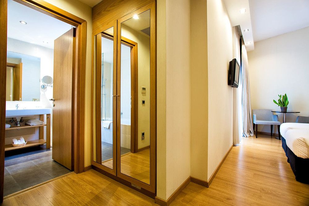 The Athens Gate Hotel фото 24
