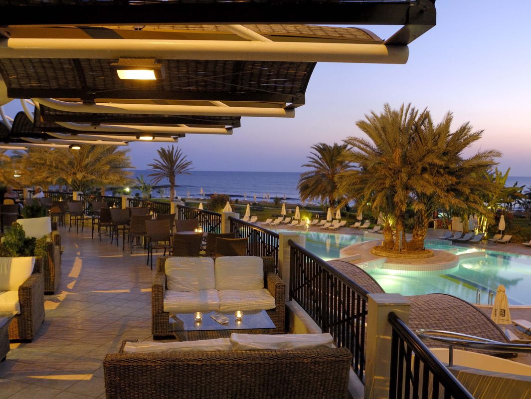 Constantinou Bros Athena Beach Hotel фото 26