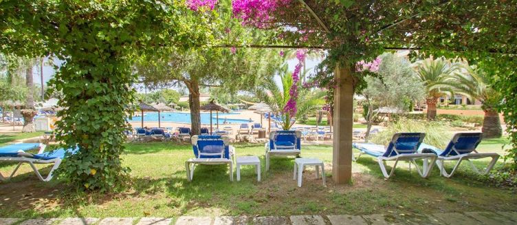 Фото отеля Hotel Garbi Cala Millor