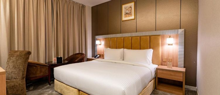 Фото отеля Luxe Grand Hotel