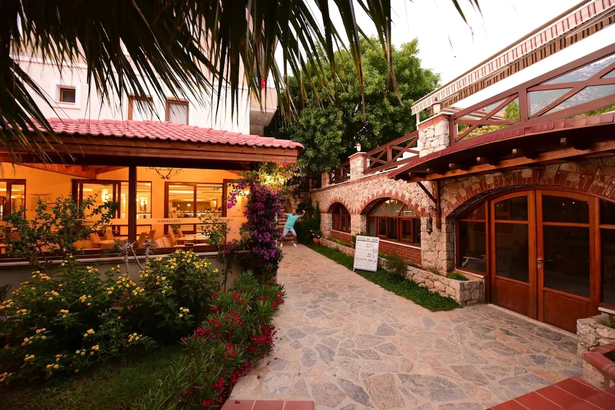 Perdikia Hill Family Resort & Villas фото 8