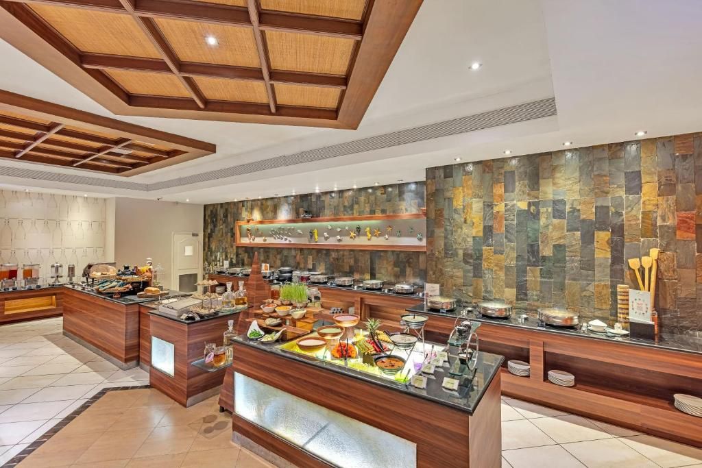Club Mahindra Emerald Palms фото 39