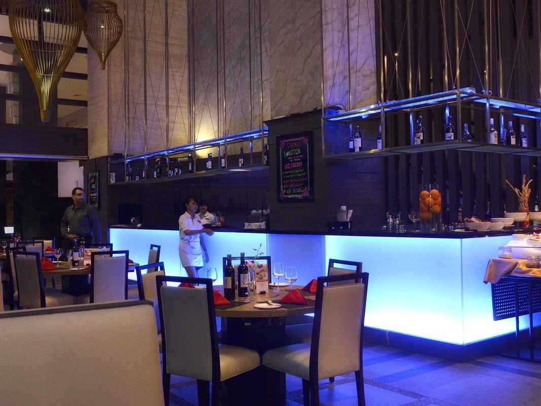 Swiss-Belhotel Mangga Besar фото 8