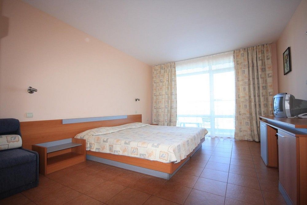 Aphrodite Beach Hotel фото 3