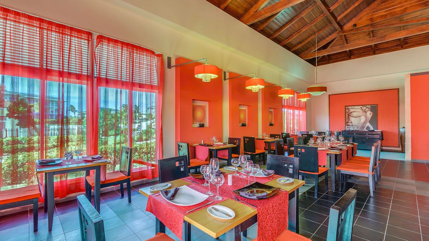 Memories Flamenco Beach Resort фото 23