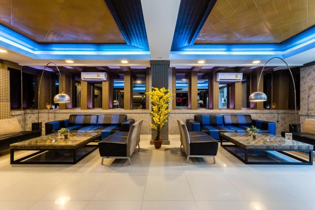 7Q Patong Beach Hotel фото 36