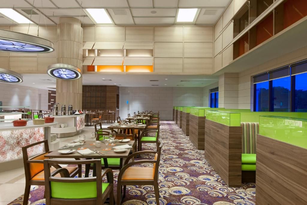 Four Points By Sheraton Sandakan фото 34