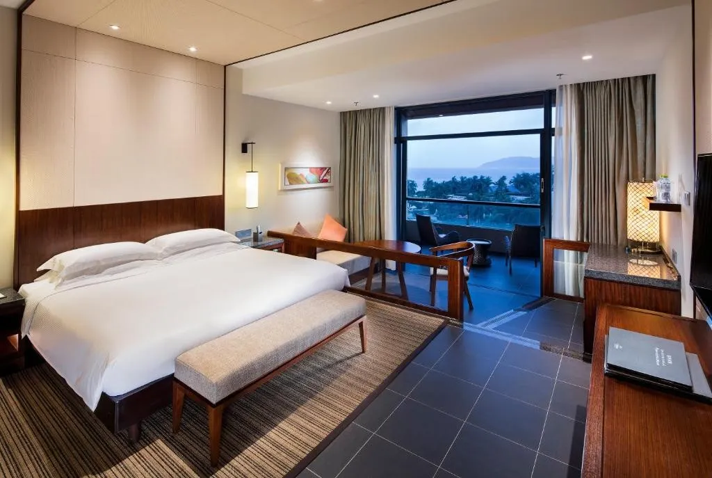 Hilton Sanya Yalong Bay Resort & Spa фото 3