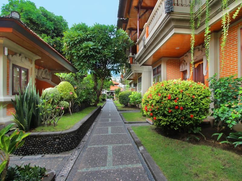Adi Dharma Hotel Legian фото 35