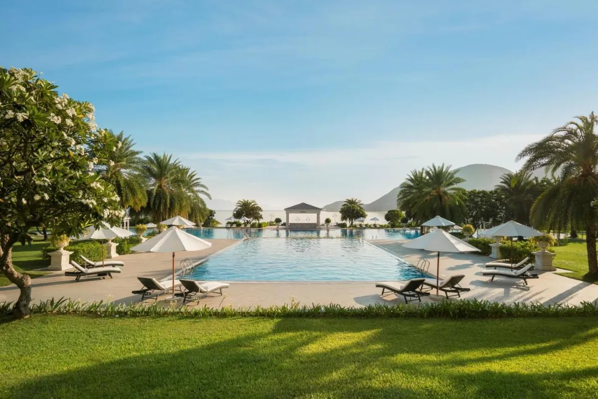 Nha Trang Marriott Resort & Spa, Hon Tre Island фото 5