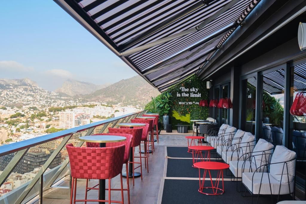 Suitopia Sol y Mar Suites Hotel   фото 3