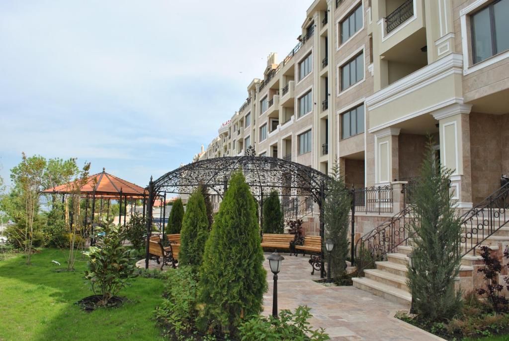 Апарт-отель «Gardenia Beach Palace Aparthotel» фото 32