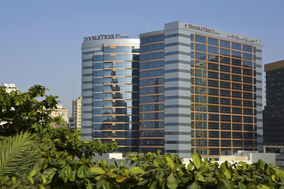 DoubleTree by Hilton Hotel and Residences Dubai Al Barsha фото 0