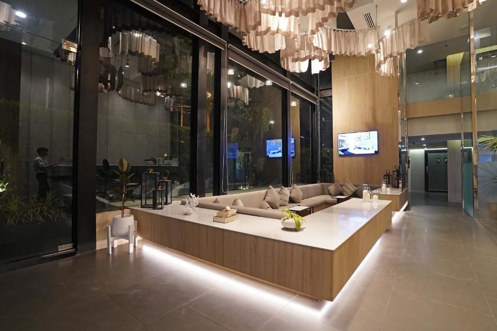 Aster Hotel and Residence фото 19