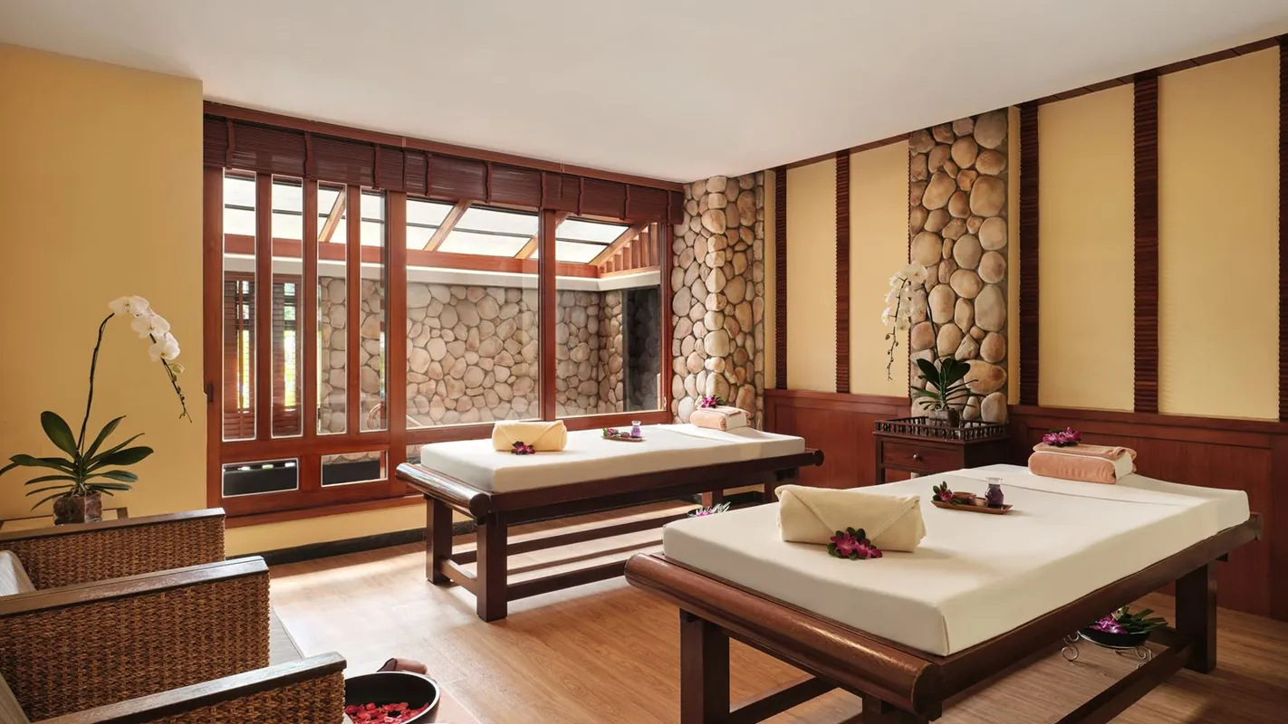 Phuket Marriott Resort & Spa Merlin Beach фото 24