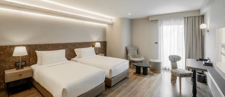 Фото отеля Away Bangkok Sukhumvit